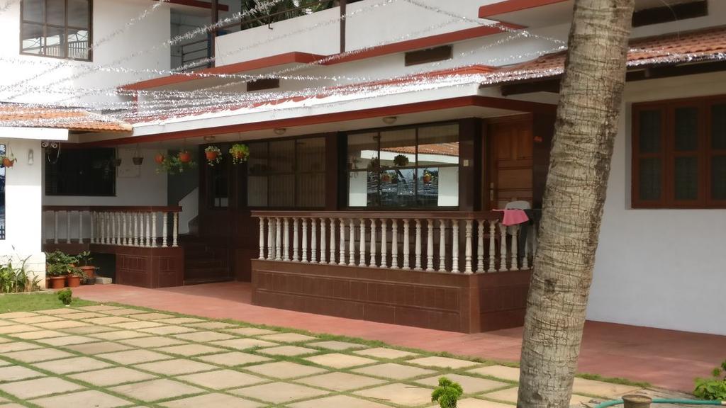 Nisarga Nirvana River House Mangalore Exterior foto