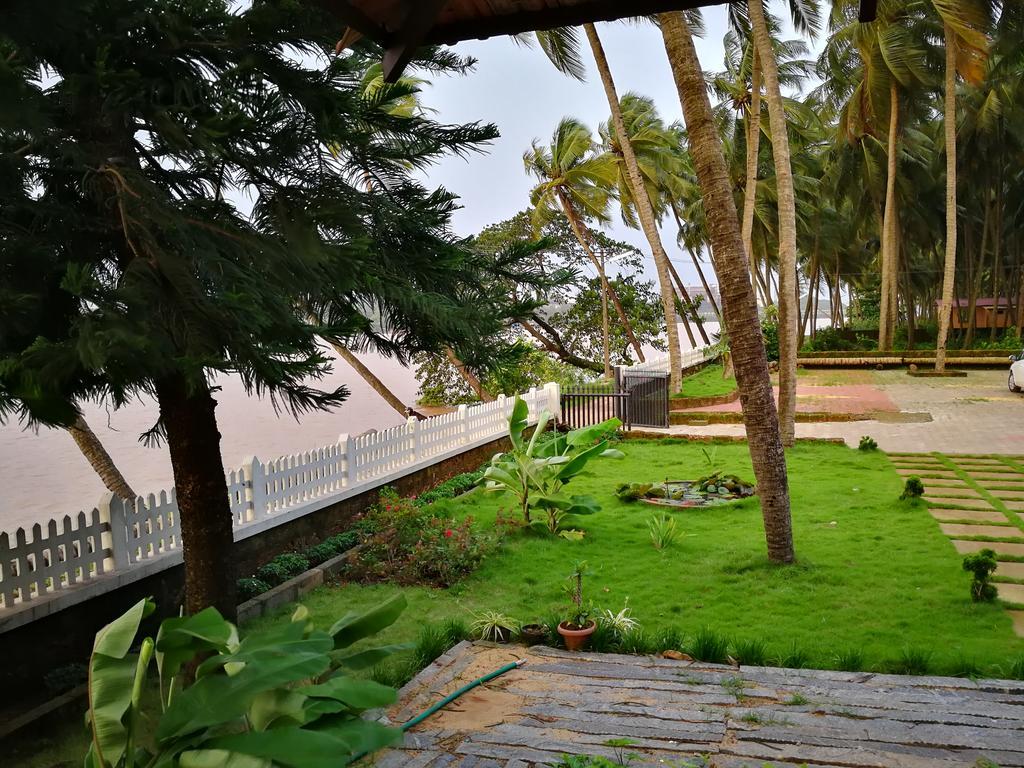 Nisarga Nirvana River House Mangalore Exterior foto